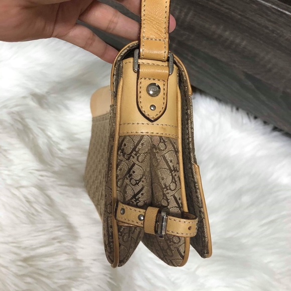 CHRISTIAN DIOR VINTAGE MONO SHOULDER SMALL BAG - Picture 5 of 8
